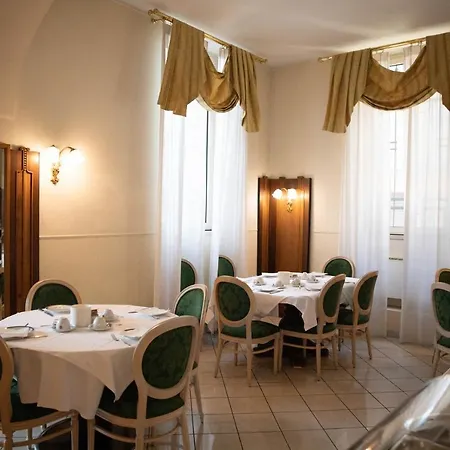Hotel Candiani