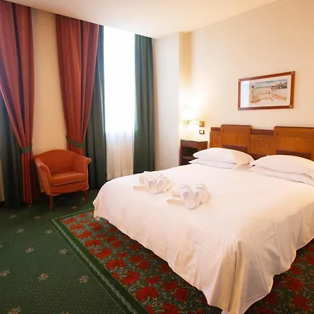 Candiani 4*