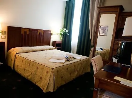 Candiani 4*