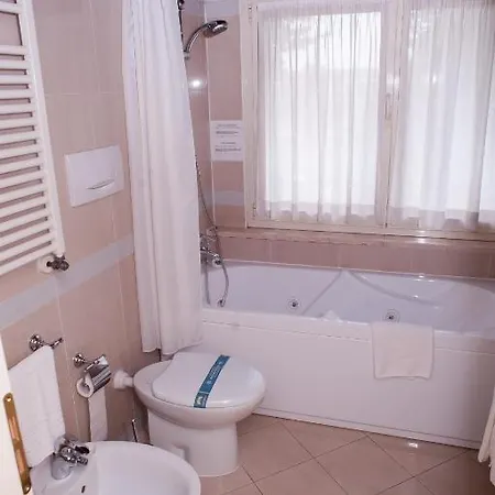 Candiani 4*