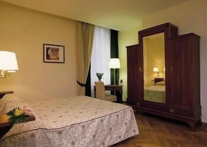 Hotell Candiani 4*