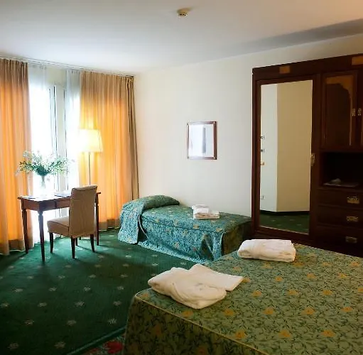Candiani Hotell 4*