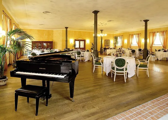 Hotell Candiani 4*