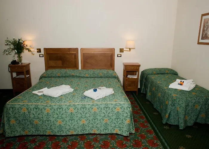 Hotell Candiani 4*